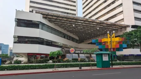 los comercios se concentran en tres niveles